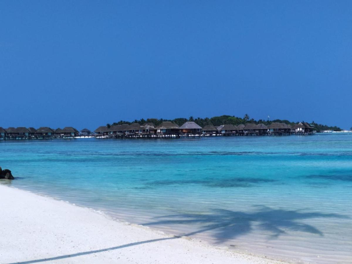 Courtyard Guesthouse Huraa Exterior foto